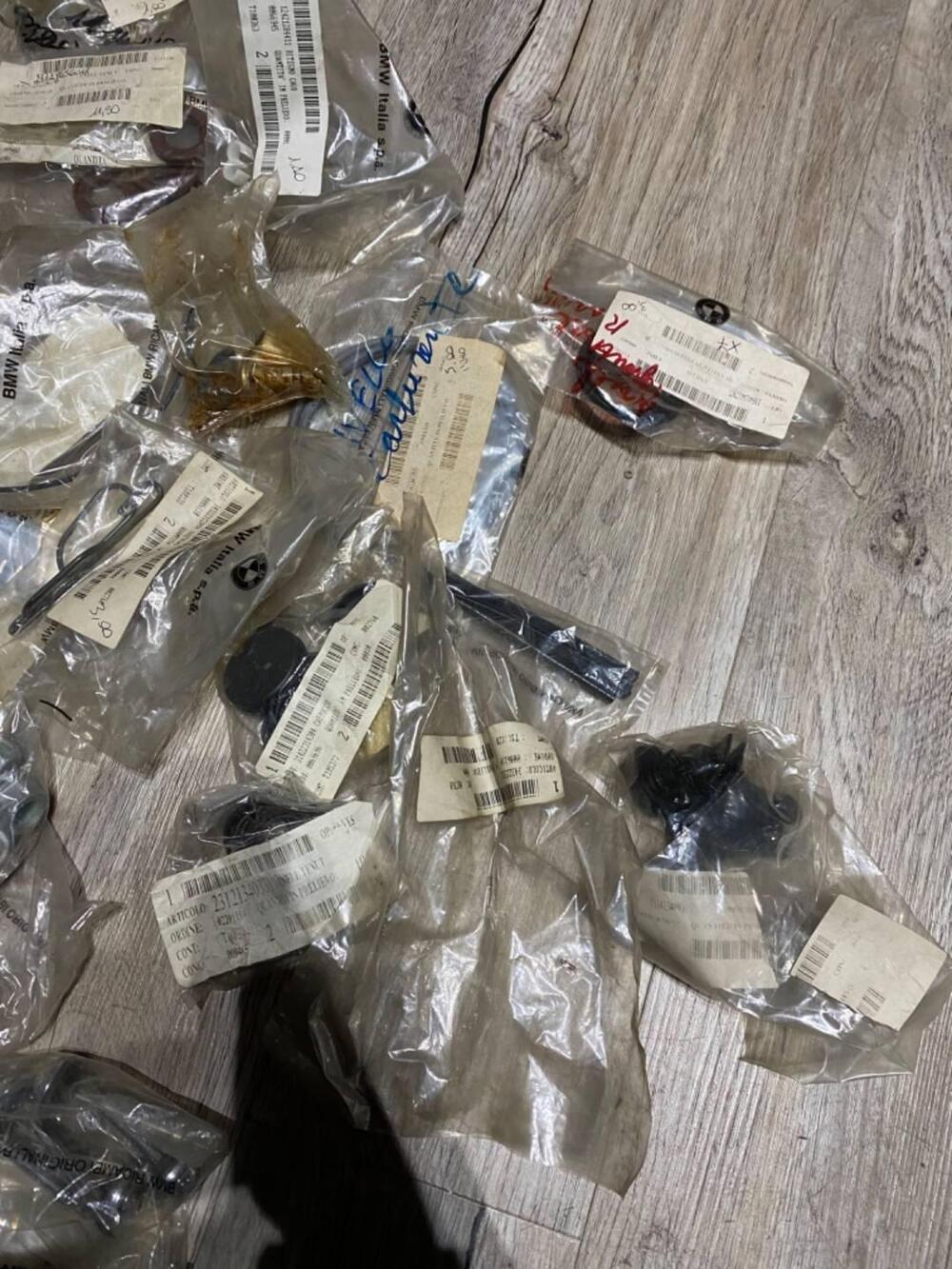 stock ricambi bmw R850/1100/1200/1150 (2)