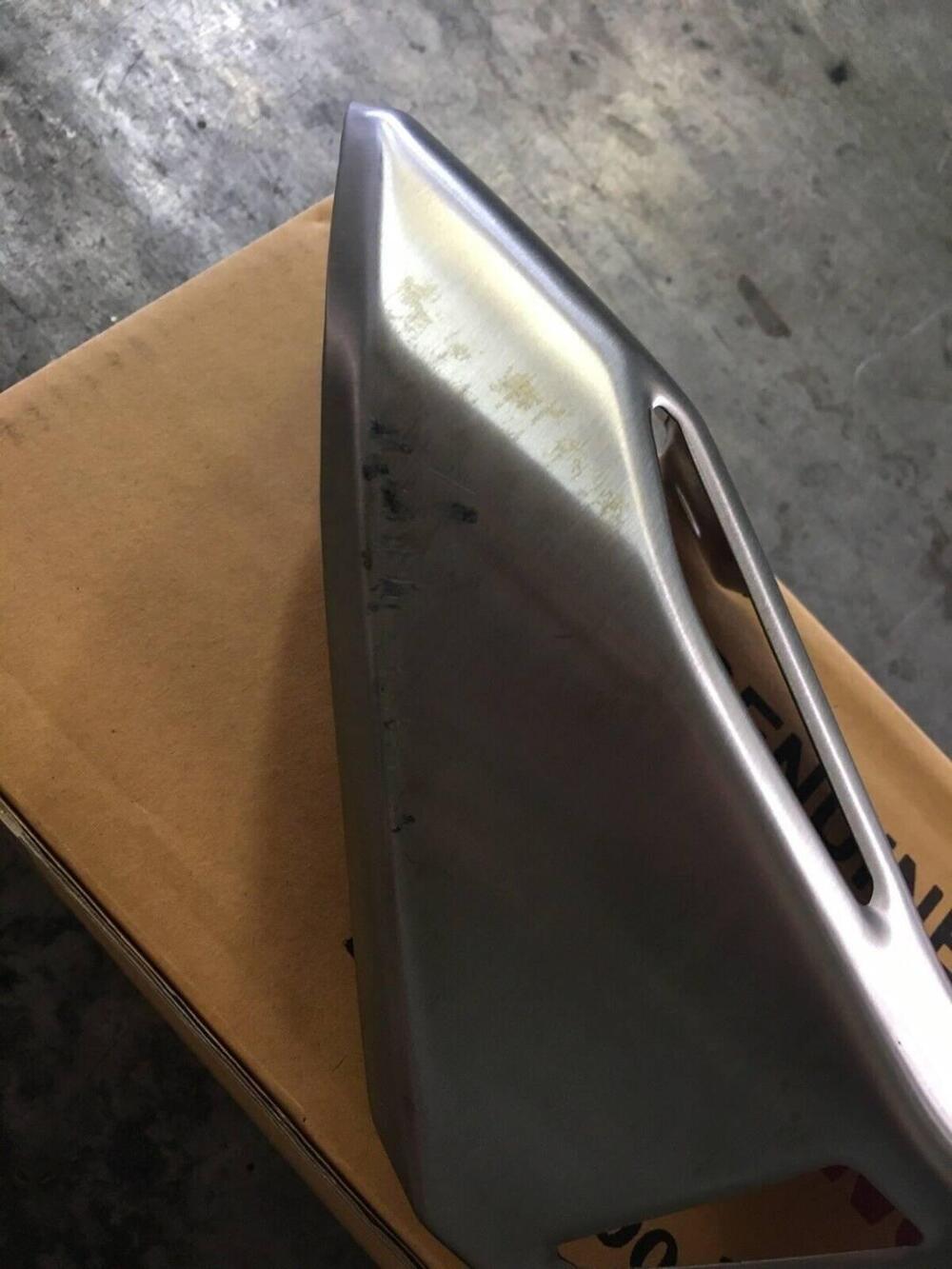 Protezione Laterale Marmitta Kawasaki Z900 17/19 (5)