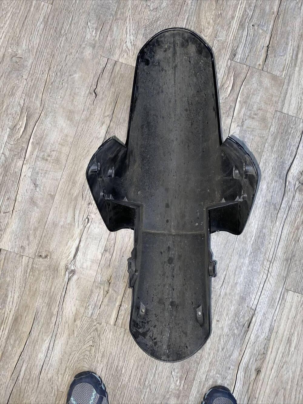 Parafango Anteriore Kawasaki Gtr1400 (4)