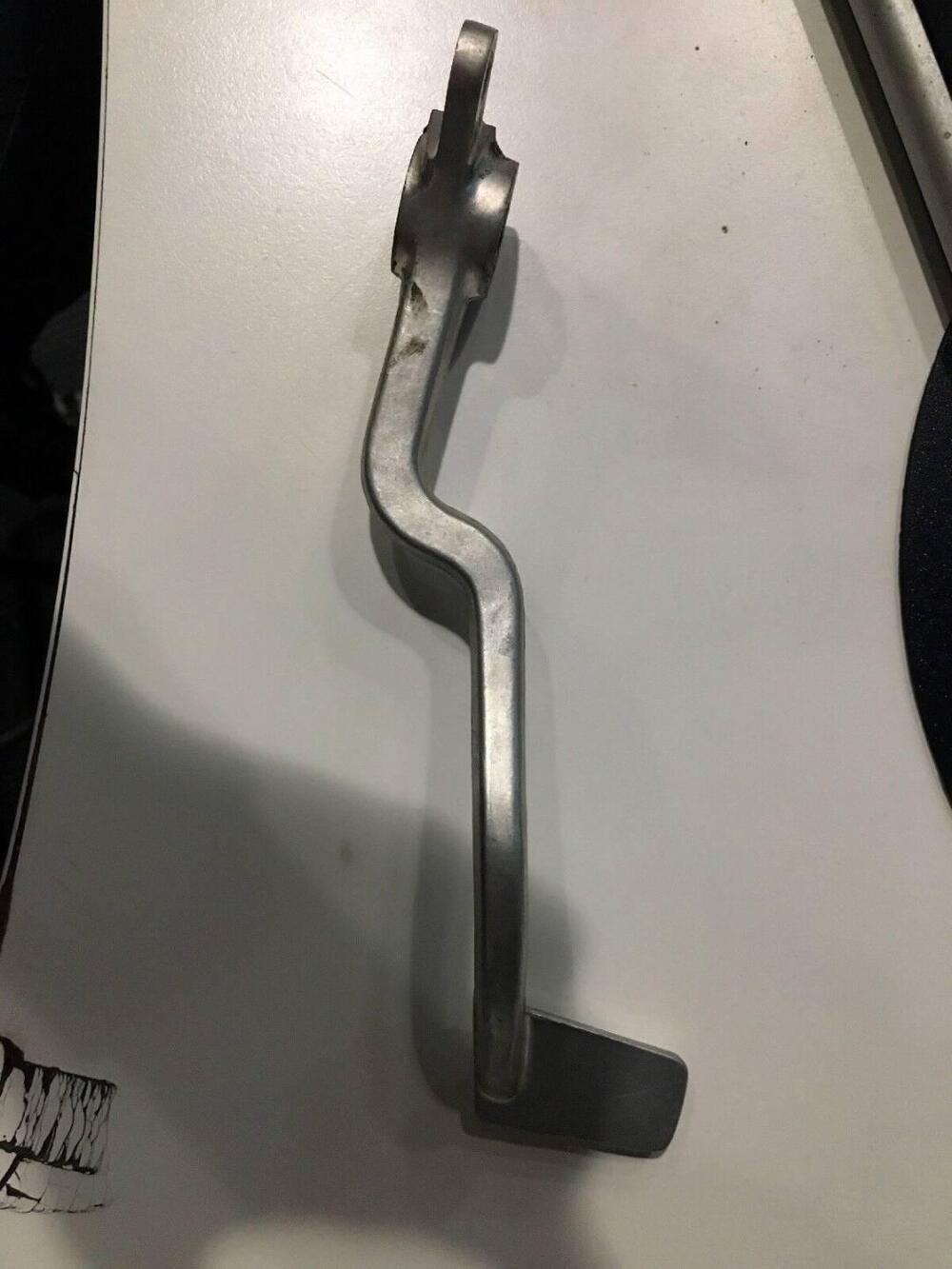 Pedale Freno Kawasaki Gpx R 750 87/89 430011214 (3)