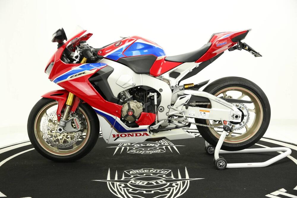 Honda CBR 1000 RR Fireblade SP2 (2017 - 18) (18)