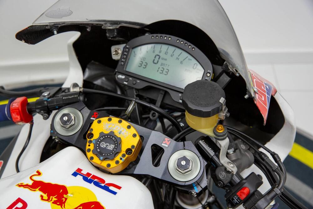 Honda CBR 1000 RR Fireblade (2008 - 11) (12)