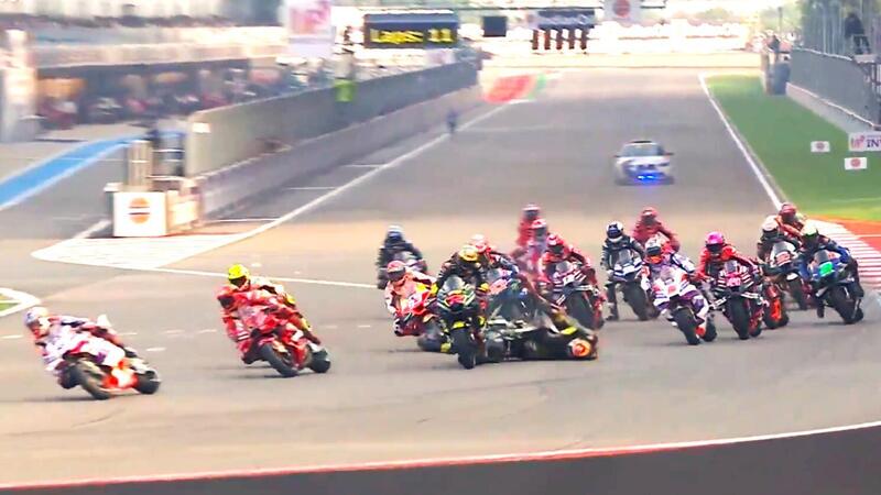 MotoGP 2023. GP dell&#039;India. Frattura della clavicola per Luca Marini nell&#039;incidente con il compagno di squadra [VIDEO]