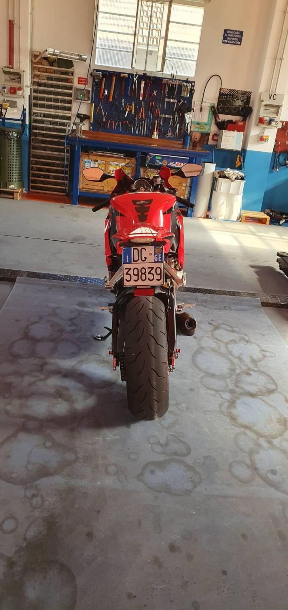 Honda CBR 1000 RR Fireblade (2008 - 11) (6)