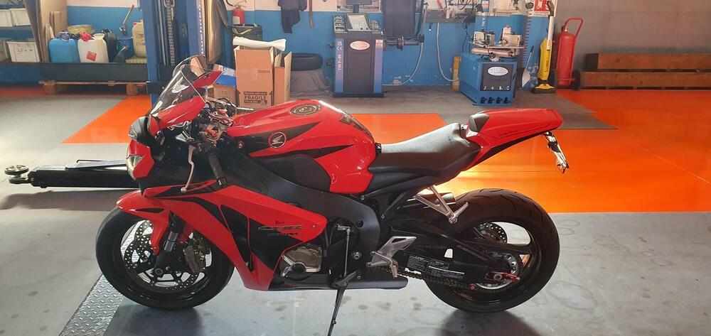 Honda CBR 1000 RR Fireblade (2008 - 11) (7)