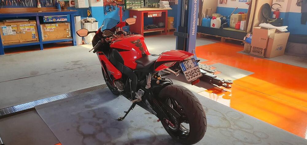 Honda CBR 1000 RR Fireblade (2008 - 11) (8)
