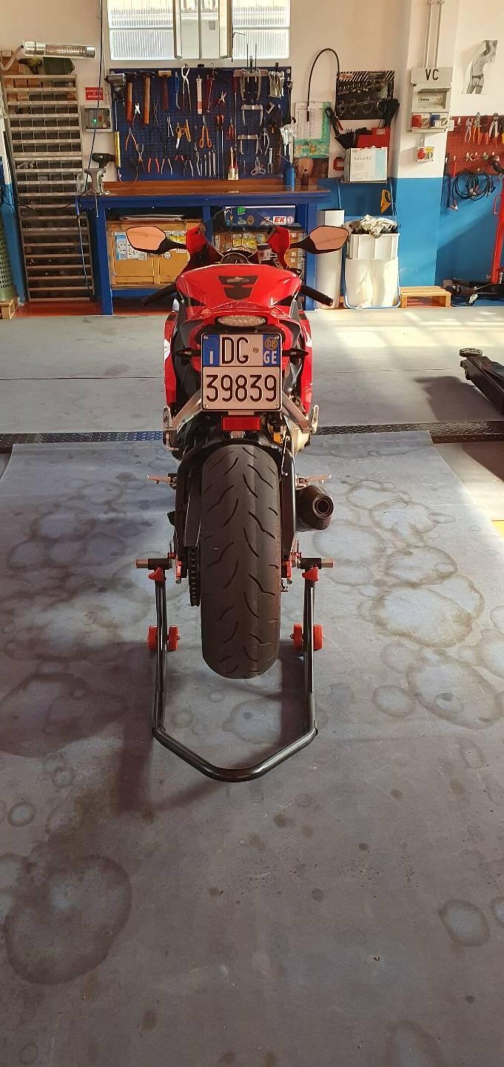 Honda CBR 1000 RR Fireblade (2008 - 11) (12)