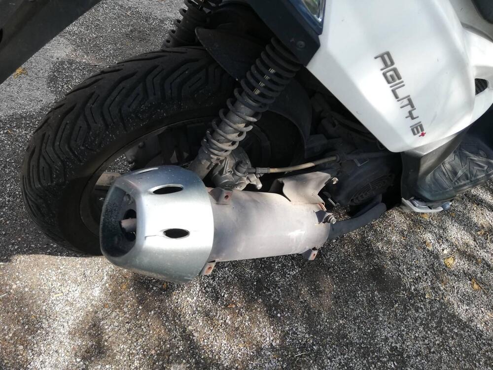 Kymco Agility 200i R16 + (2014 - 17) (4)