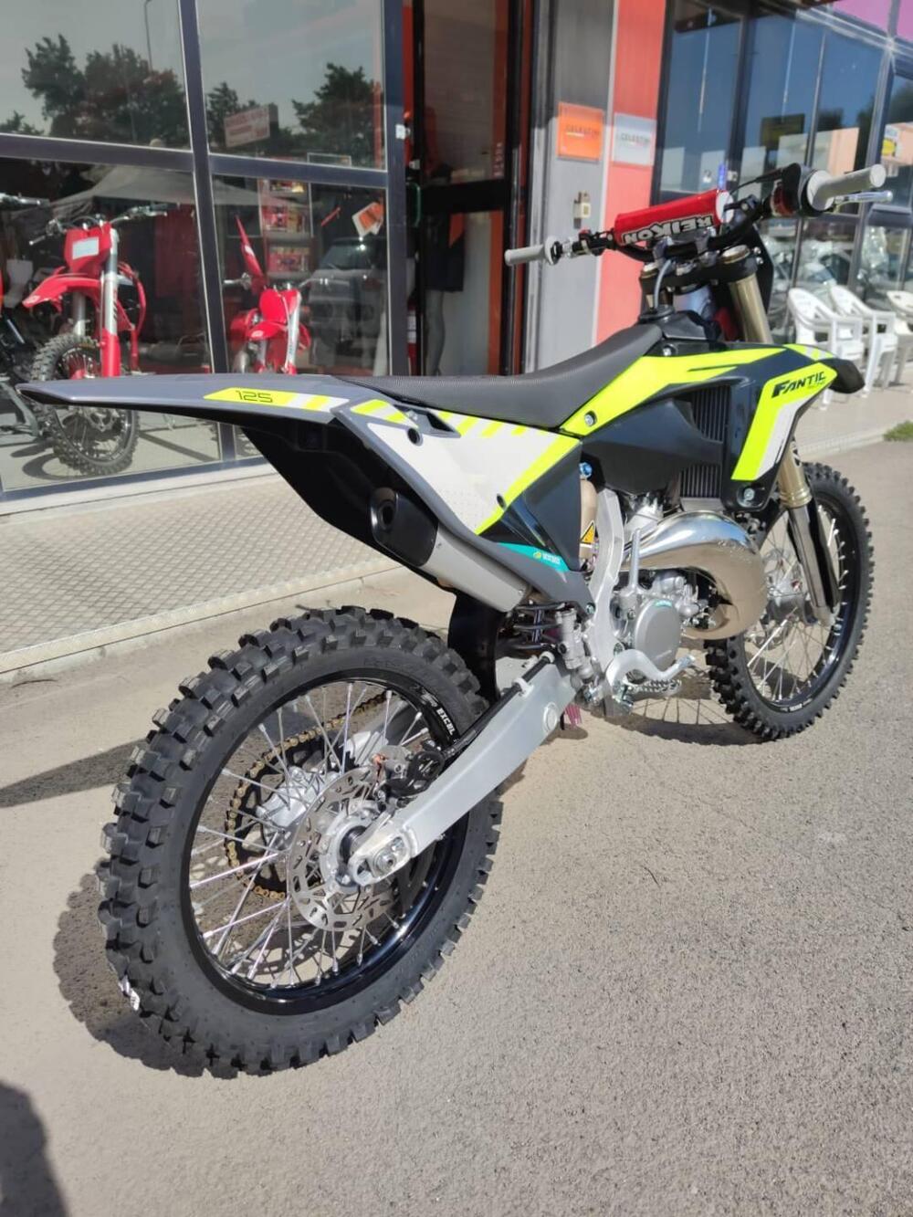Fantic Motor XX 125 2T (2023) (7)