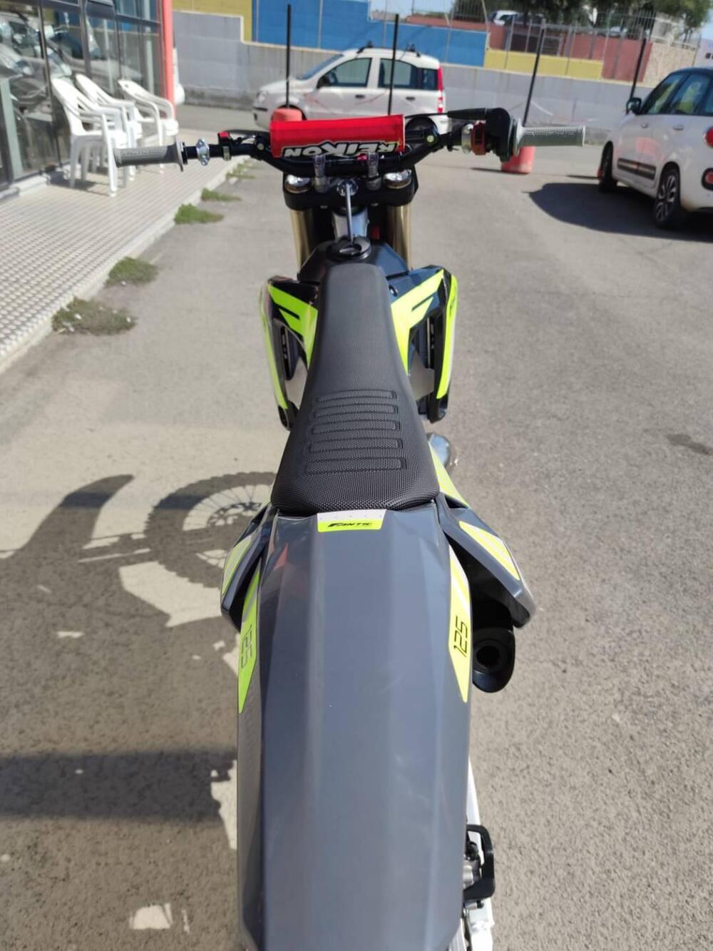 Fantic Motor XX 125 2T (2023) (9)