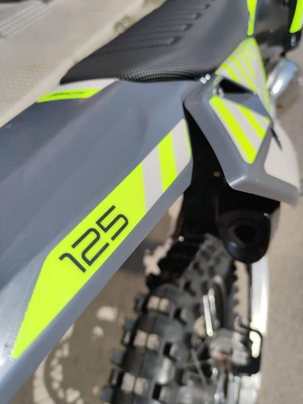 Fantic Motor XX 125 2T (2023) (10)