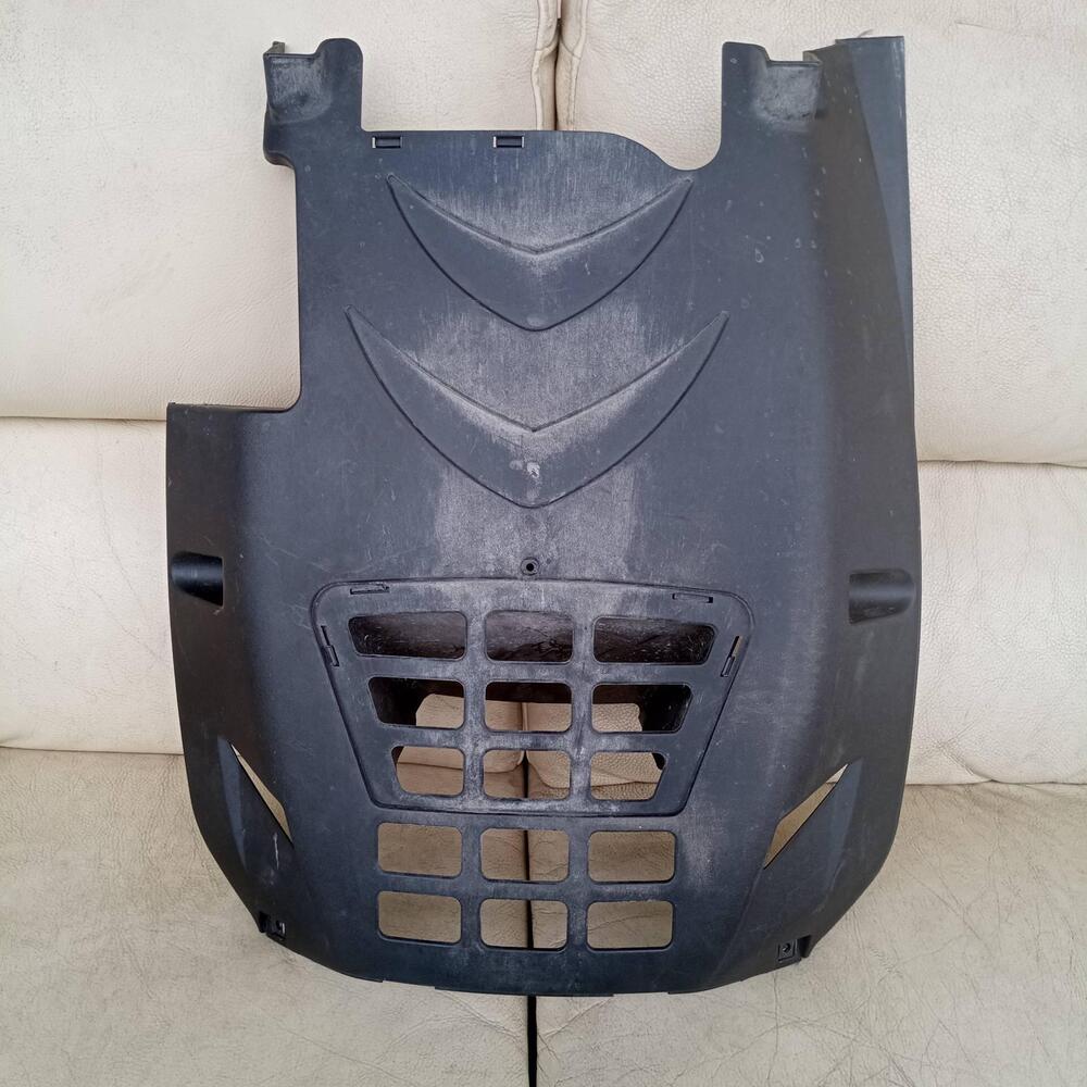 Carena Inferiore e Copertura radiatore per Kymco D (2)