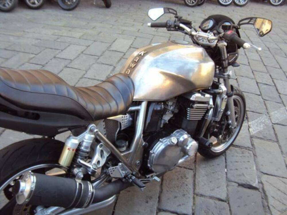 Kawasaki ZRX 1200 (2000 - 05) (3)