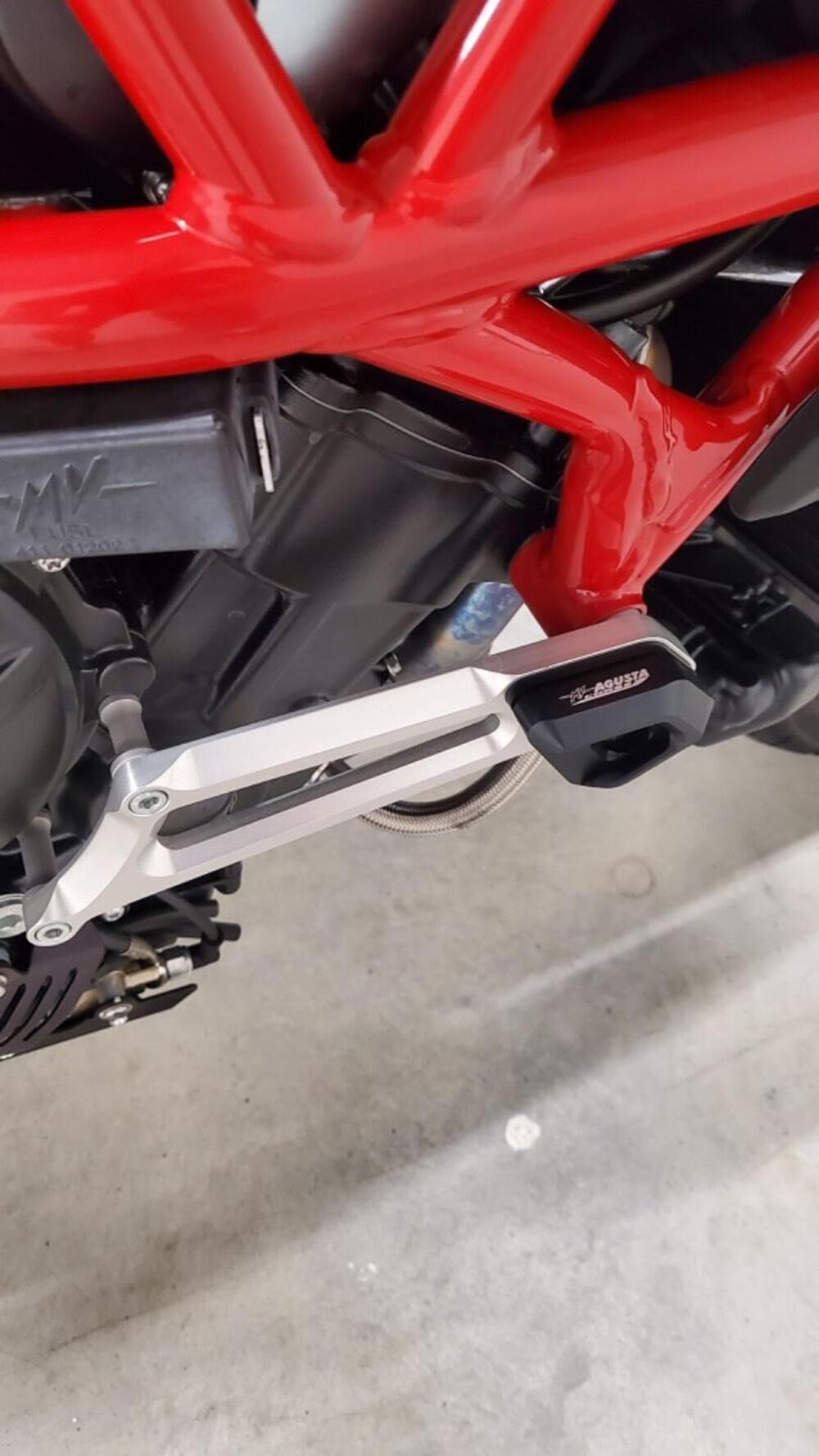 MV Agusta Brutale 800 EAS ABS (2016 - 19) (12)