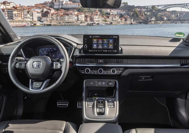 Honda CR-V (2023-->>) (6)