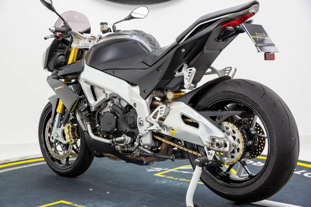 Aprilia Tuono V4 R (2011 - 15) (5)