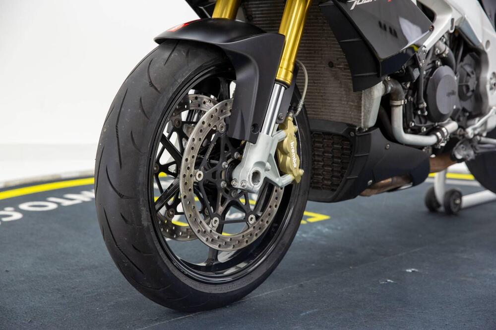 Aprilia Tuono V4 R (2011 - 15) (10)