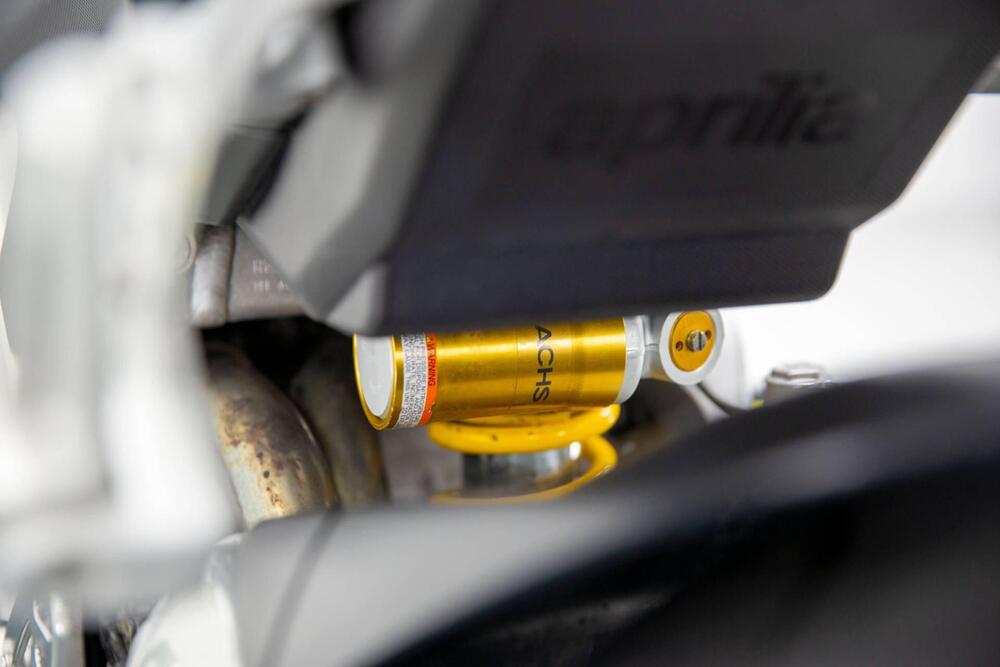 Aprilia Tuono V4 R (2011 - 15) (14)