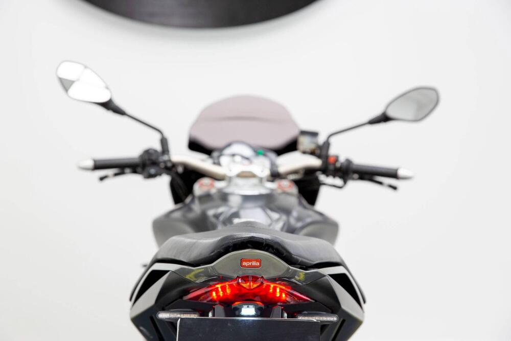 Aprilia Tuono V4 R (2011 - 15) (16)