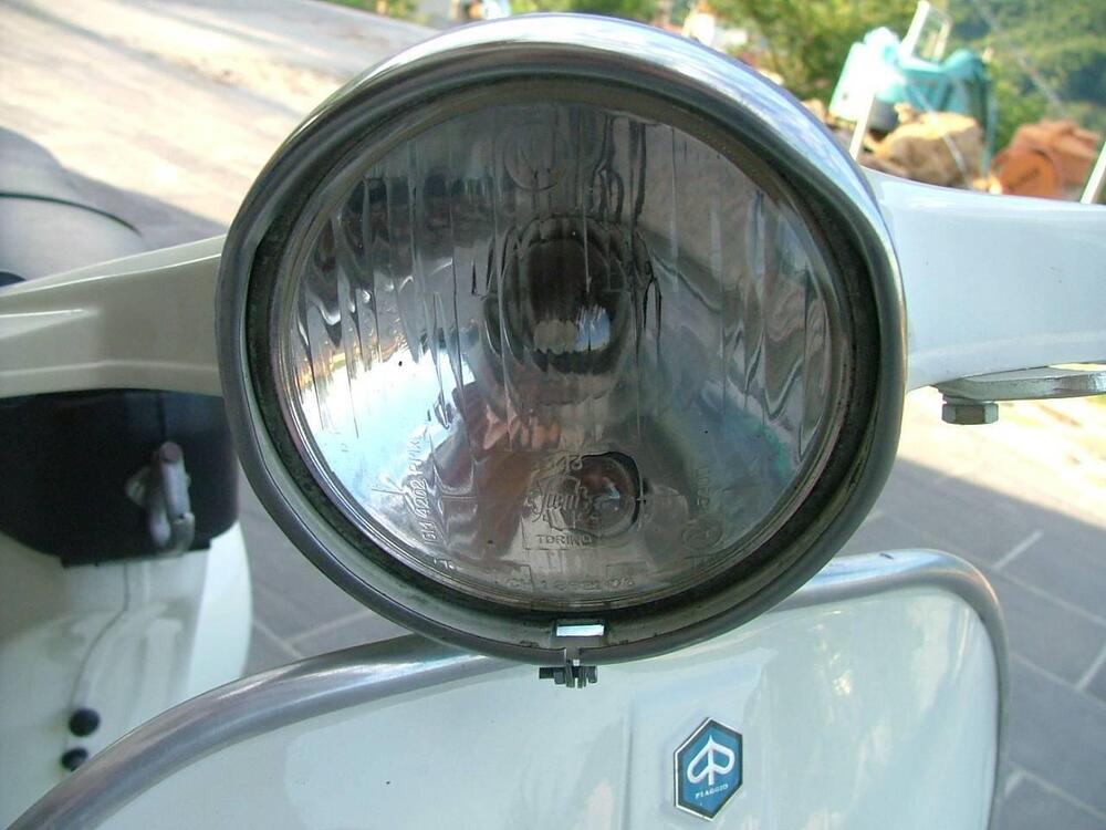 Piaggio vespa 125 primavera (2)