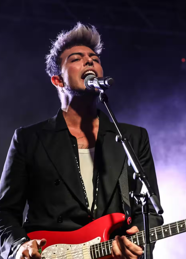 Ma davvero i The Kolors vendevano biglietti per un concerto gratuito?