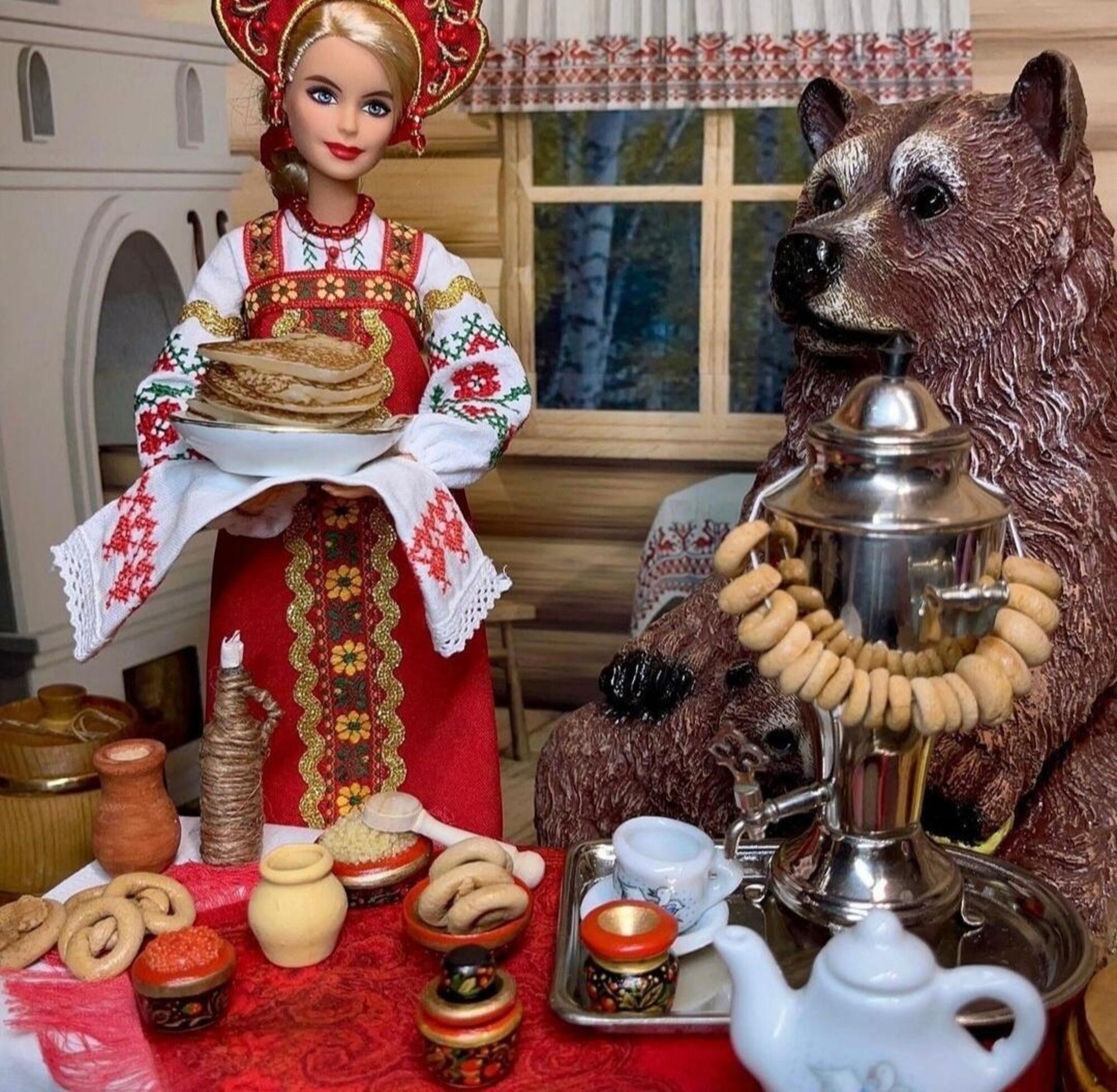 Barbie russa dalla pagina Instagram zhukmarin_dolls