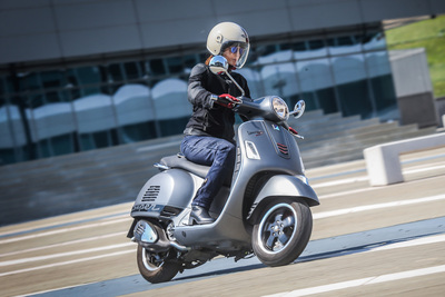 Vespa GTS 300 SuperSport