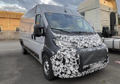 Fiat Ducato: arriva il facelift per il furgone [Foto Spia]