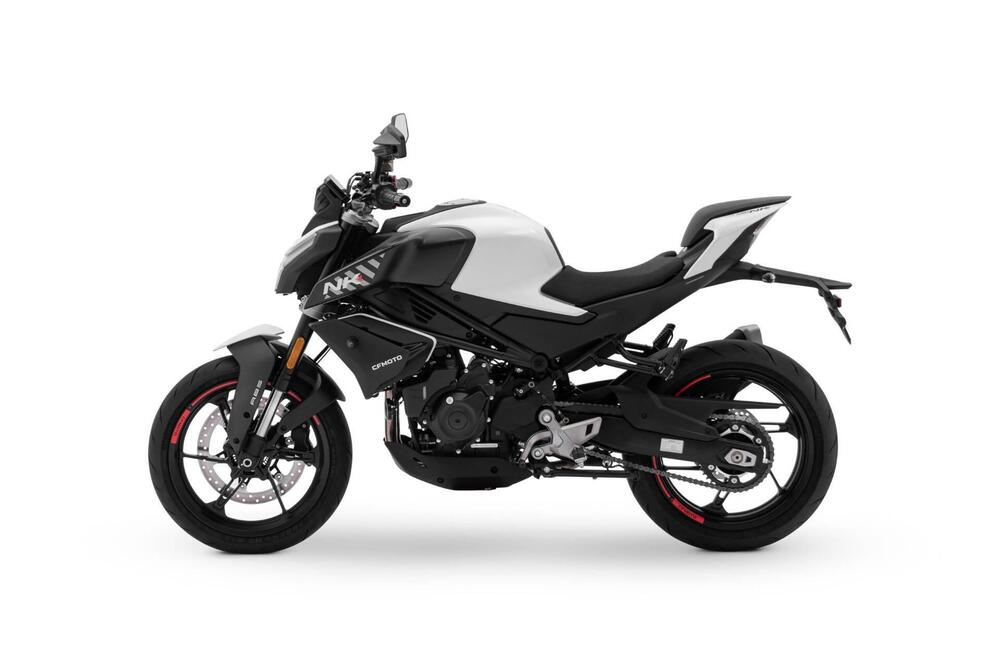 CFMOTO 450NK (2023 - 26) (3)