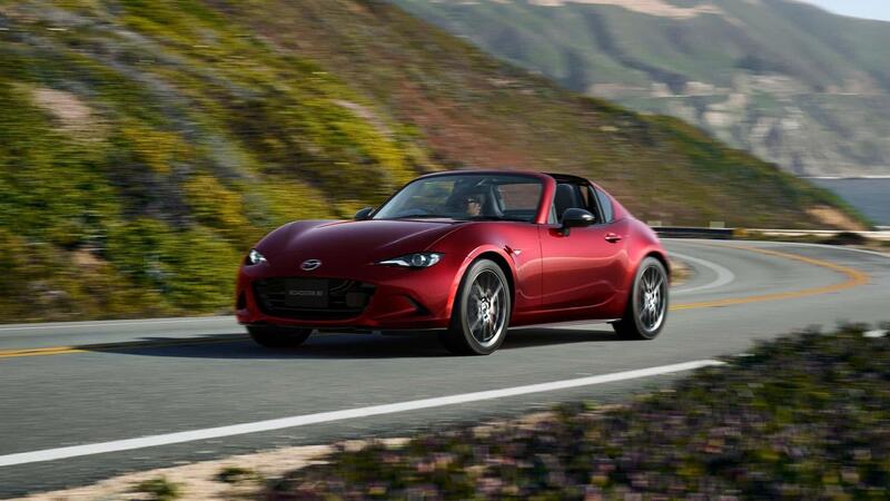 Mazda MX-5, mano leggera nel restyling giapponese