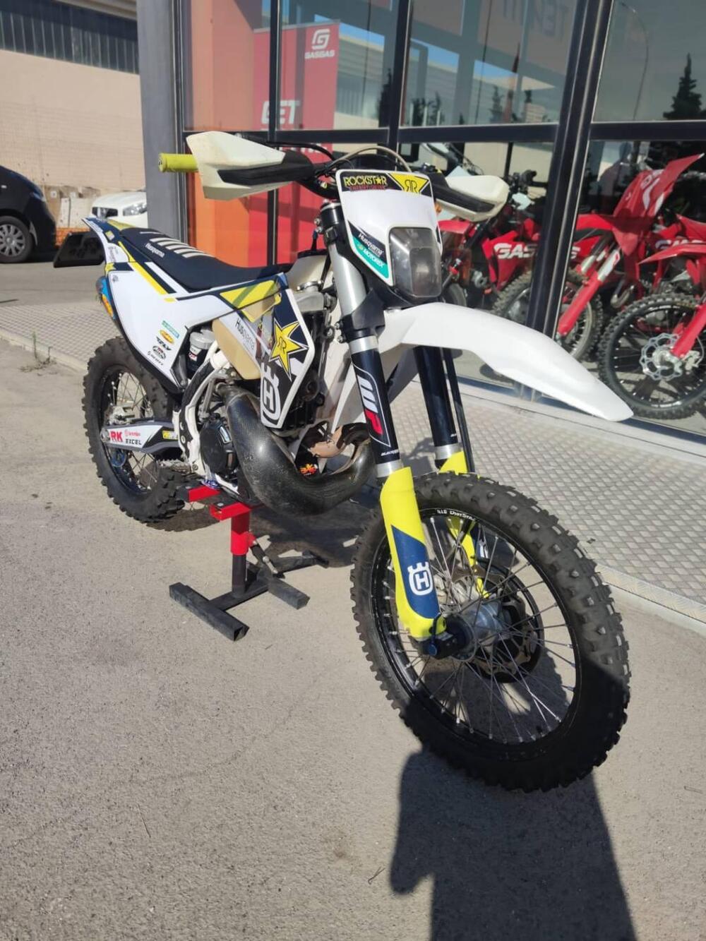 Husqvarna TE 300i (2019) (5)