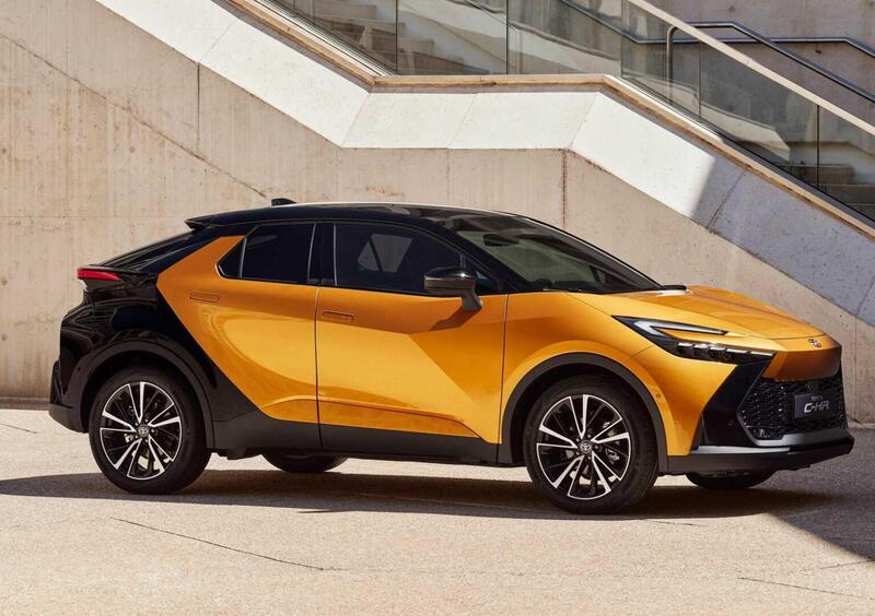Toyota Toyota C-HR (2023-23) (7)
