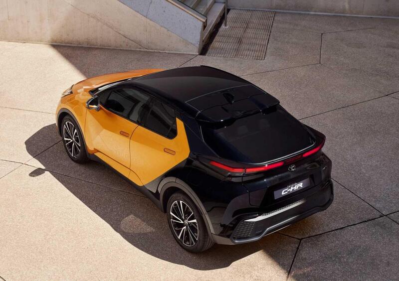 Toyota Toyota C-HR (2023-23) (10)