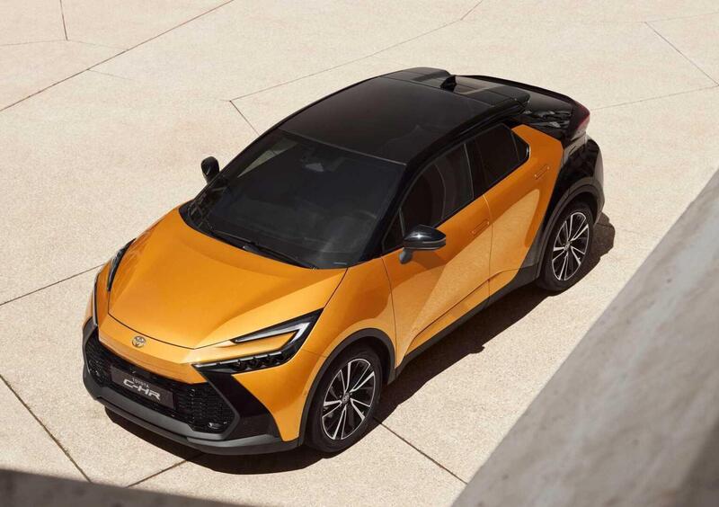 Toyota Toyota C-HR (2023-23) (9)