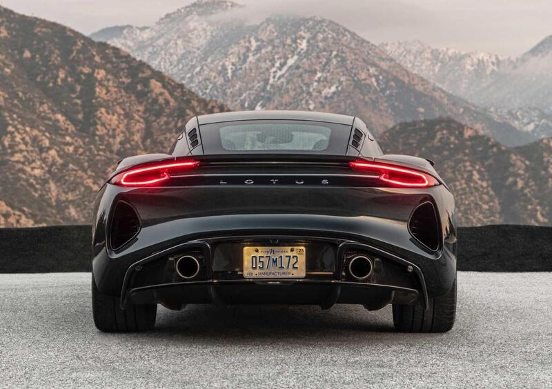 Lotus Emira (2022-->>) (5)