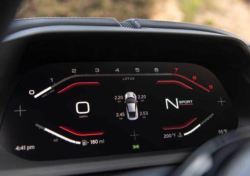 Lotus Emira (2022-->>) (20)