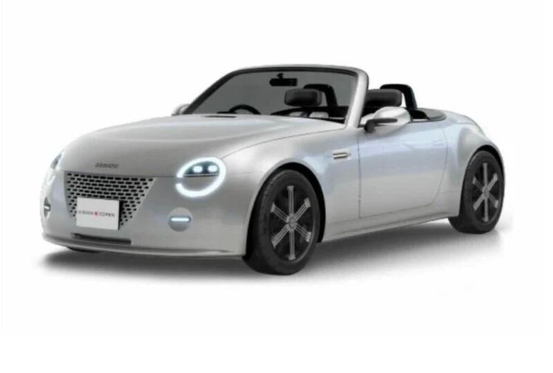 Daihatsu Copen e un mini pick up elettrico a Tokyo 2023