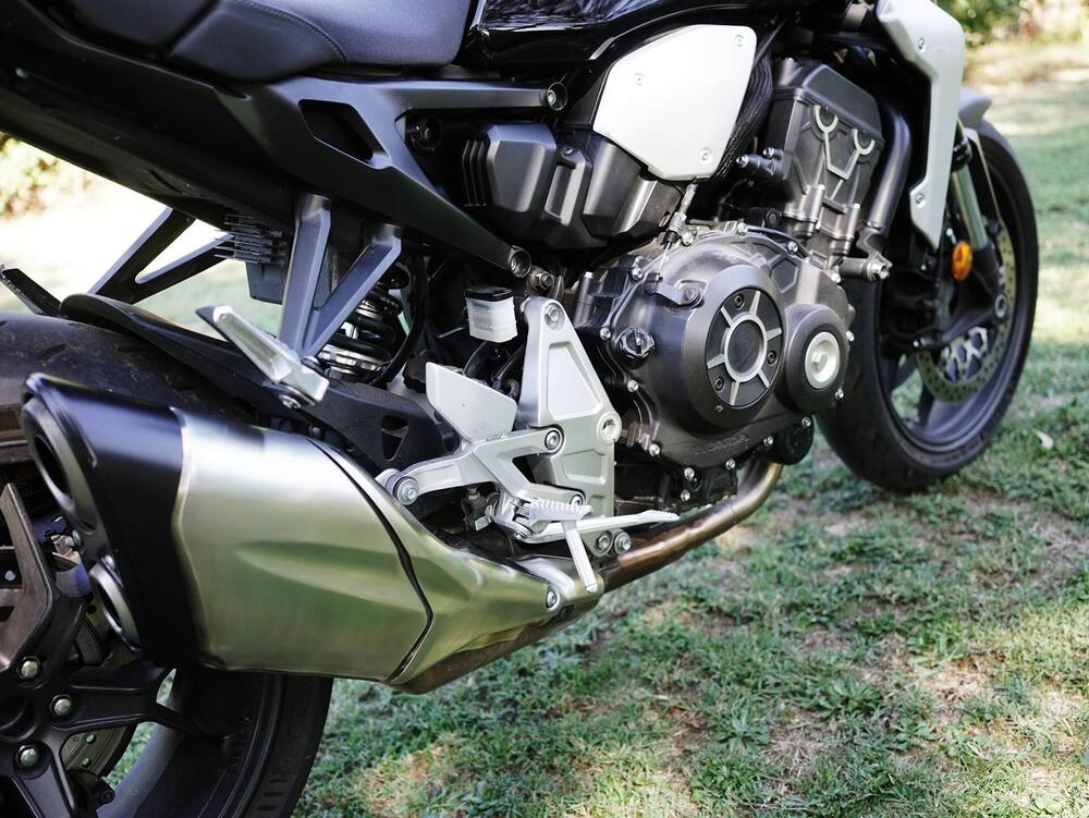 Honda CB 1000 R + Neo Sport Cafè (2019 - 20) (4)