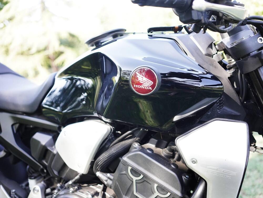 Honda CB 1000 R + Neo Sport Cafè (2019 - 20) (5)