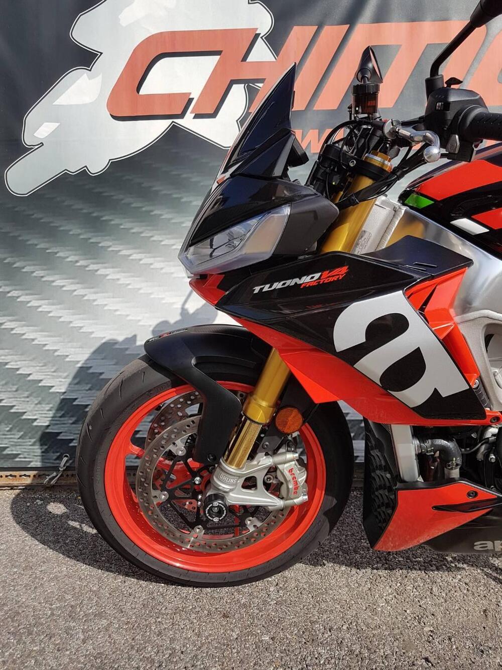 Aprilia Tuono V4 Factory (2021 - 24) (13)