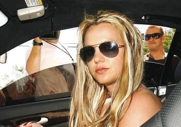 Altri guai (anche in auto) per Britney Spears: ecco cosa ha combinato e con quali conseguenze