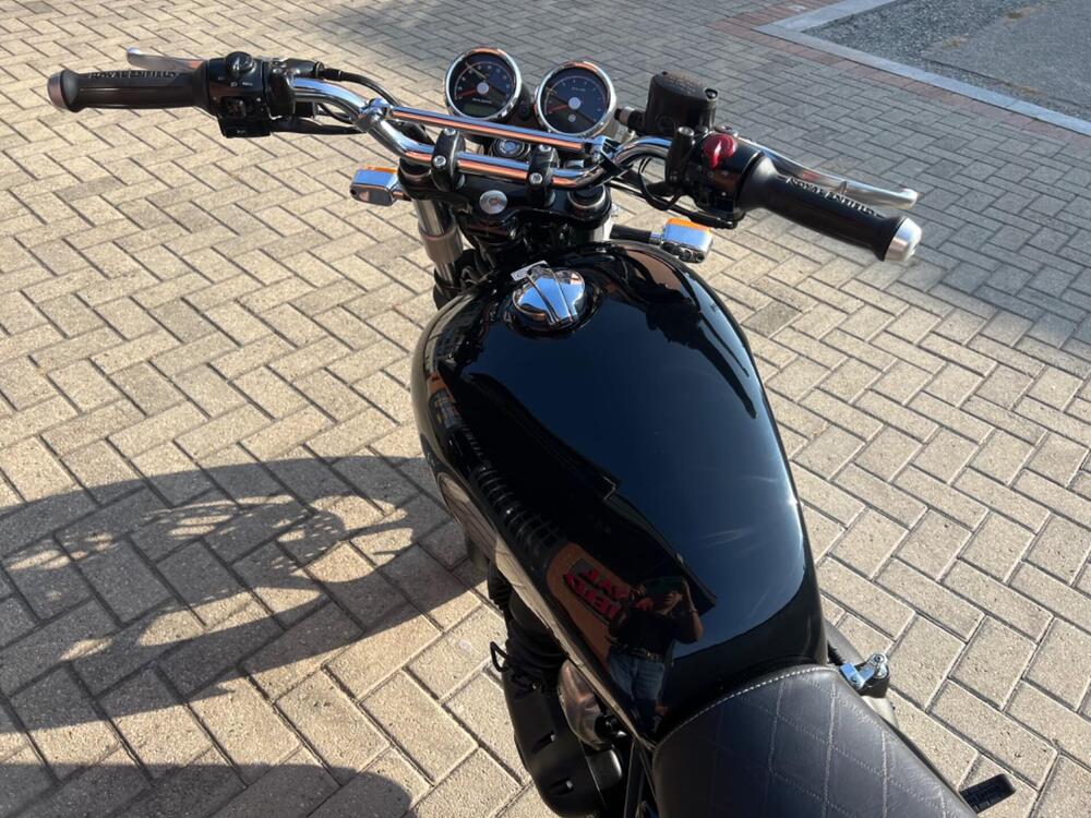 Royal Enfield Interceptor 650 (2021 - 25) (4)