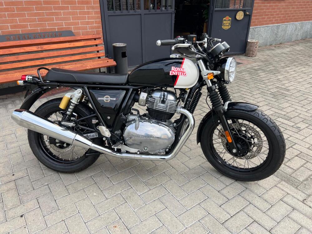 Royal Enfield Interceptor 650 (2021 - 26) (3)