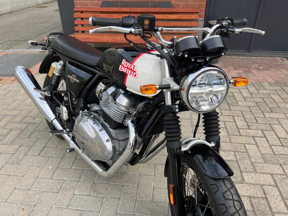 Royal Enfield Interceptor 650 (2021 - 26) (5)