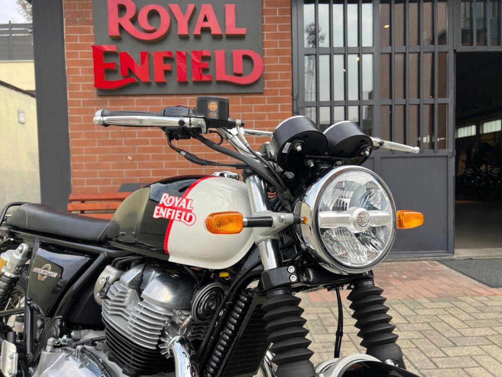 Royal Enfield Interceptor 650 (2021 - 26) (6)