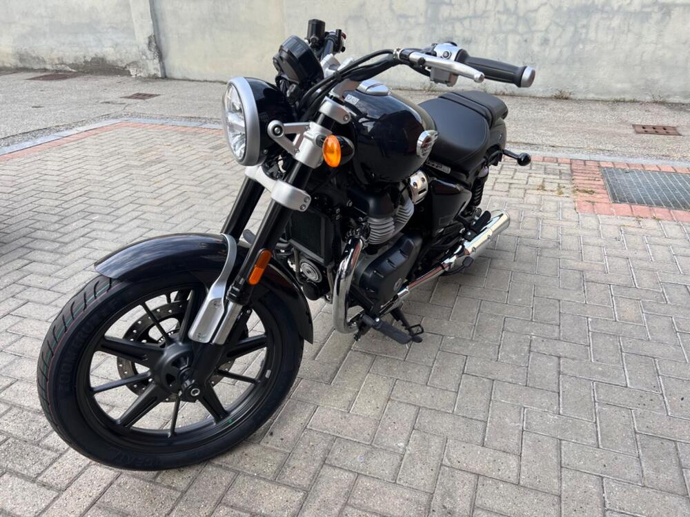 Royal Enfield Super Meteor 650 (2023 - 26) (7)
