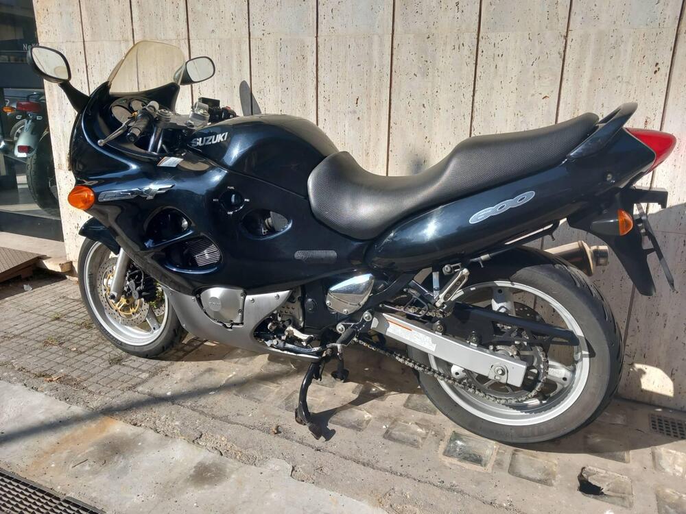 Suzuki GSX 600 F (1998- 05) (3)