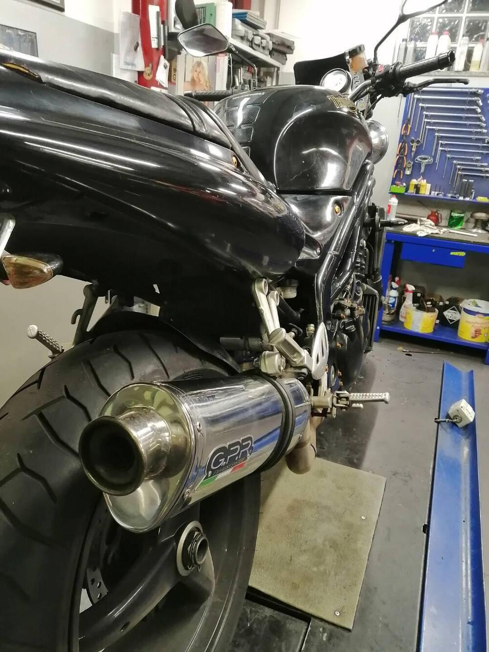 Triumph Speed Triple 955 (1998 - 01) (2)