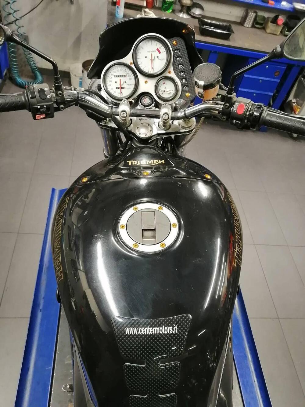 Triumph Speed Triple 955 (1998 - 01) (3)