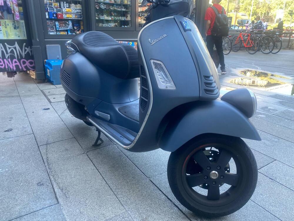 Vespa Sei Giorni 300 Hpe (2019) (3)